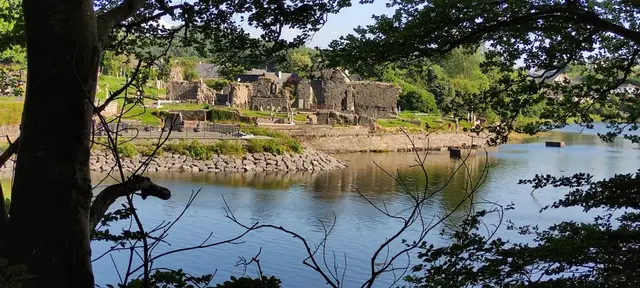 The bank walk, Donegal town