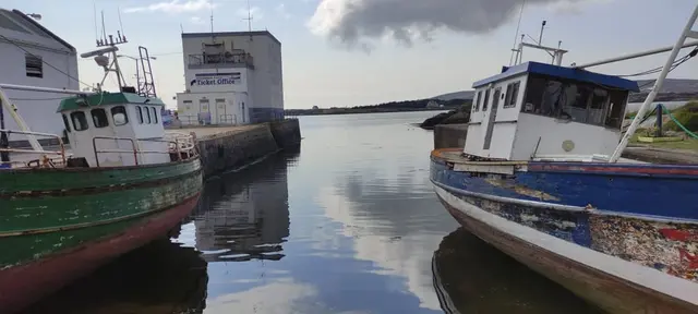 Burtonport Harbour
![Burtonport Harbour